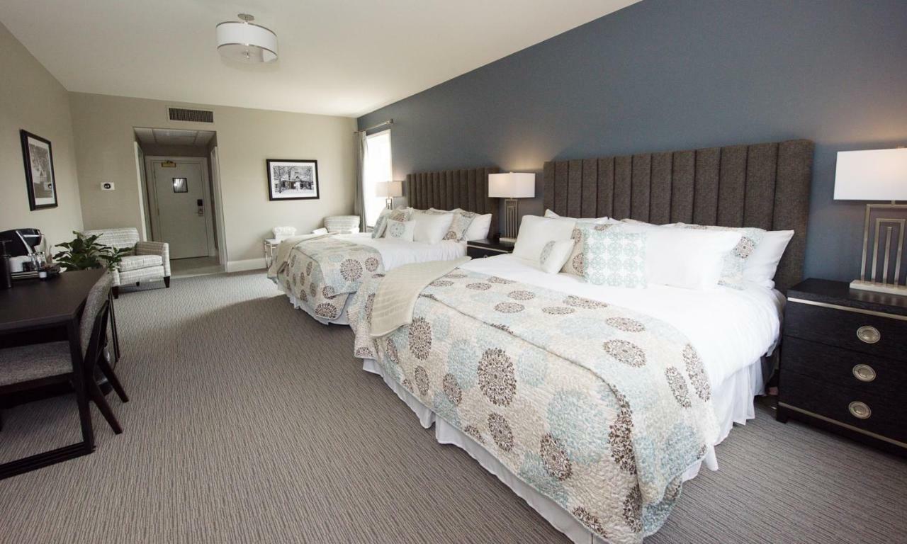 124 On Queen Hotel & Spa Niagara-on-the-Lake المظهر الخارجي الصورة A guest room at the Hotel Vermont